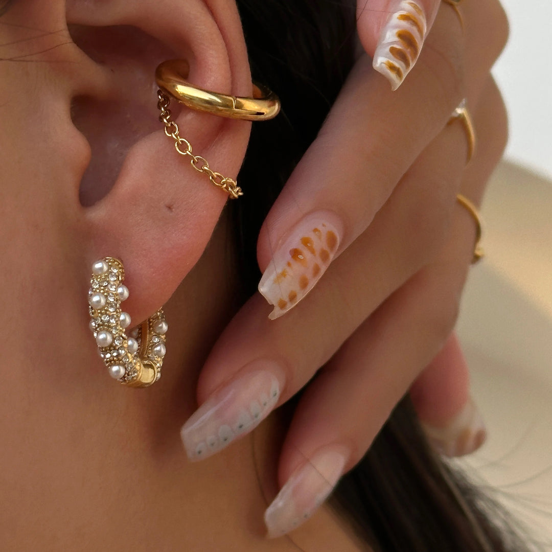 Becca Pearl Earrings