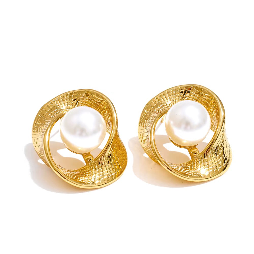 Pearl Earrings