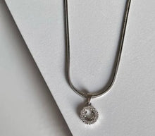 Load image into Gallery viewer, All Smiles Necklace
