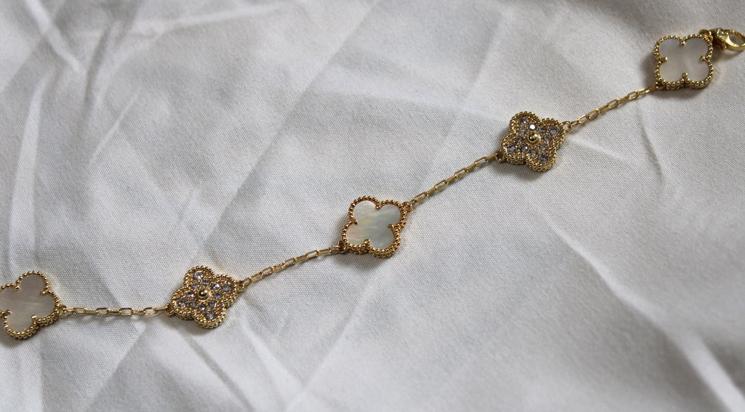 Pearl Clover Bracelet